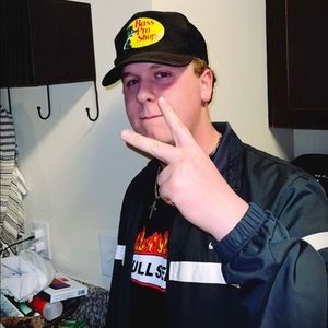 Meet your Posher, Travis